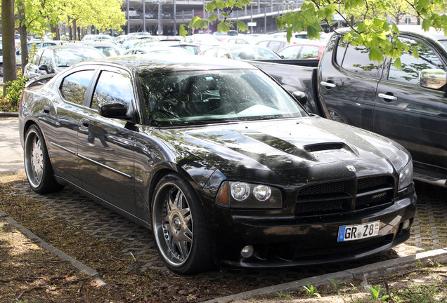 Dodge Charger SRT-8