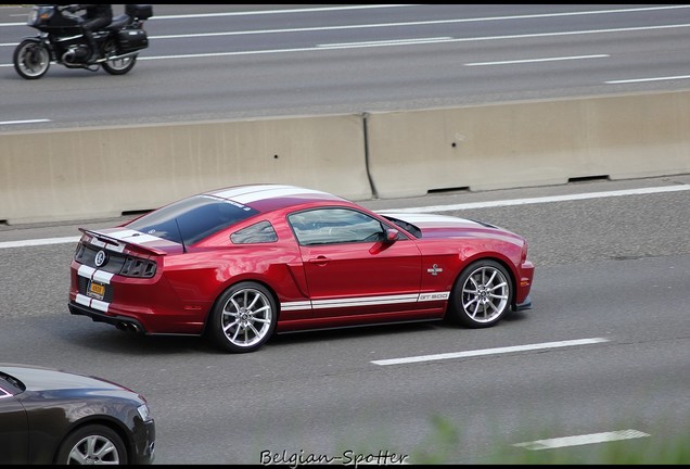 Ford Mustang Shelby GT500 2013