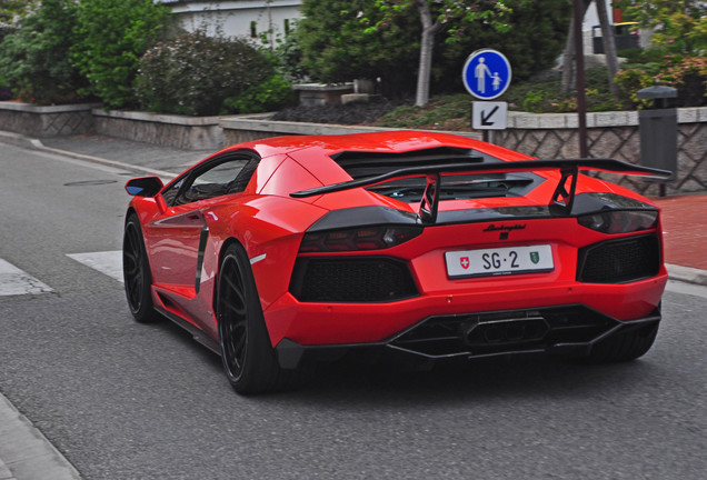 Lamborghini Aventador LP900-4 DMC Molto Veloce