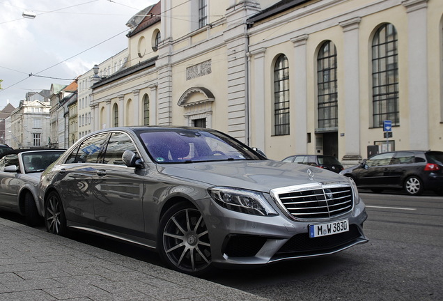 Mercedes-Benz S 63 AMG V222