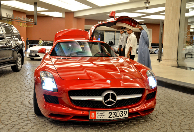 Mercedes-Benz SLS AMG