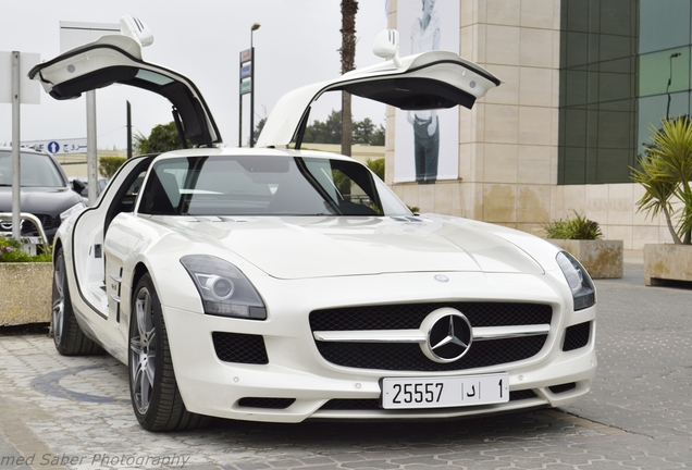 Mercedes-Benz SLS AMG