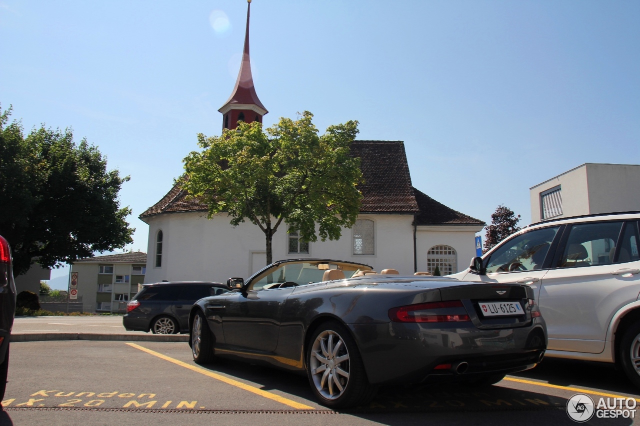 Aston Martin DB9 Volante