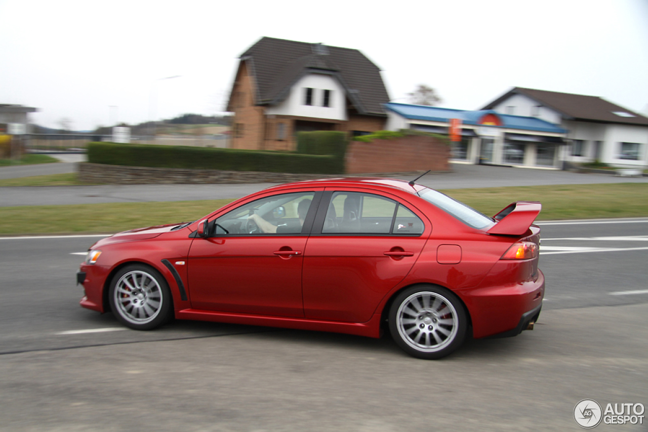 Mitsubishi Lancer Evolution X