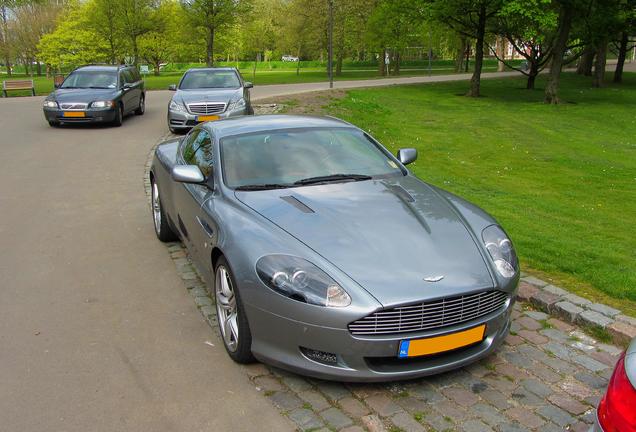 Aston Martin DB9