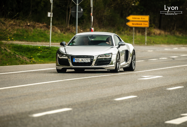 Audi R8 V10