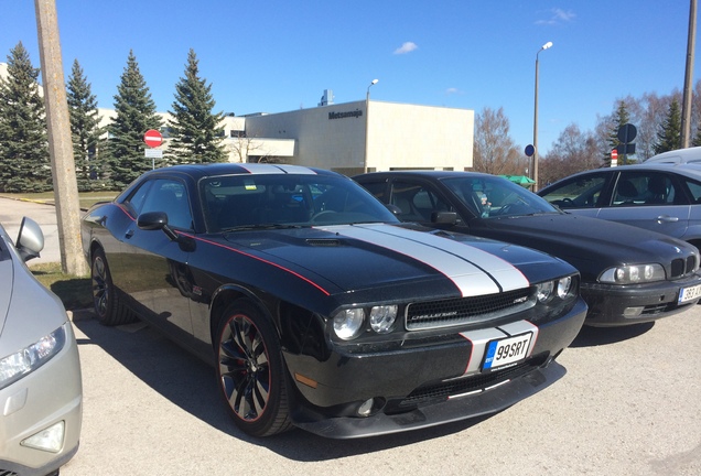 Dodge Challenger SRT-8 392