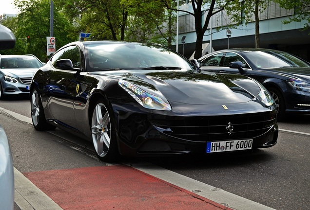 Ferrari FF