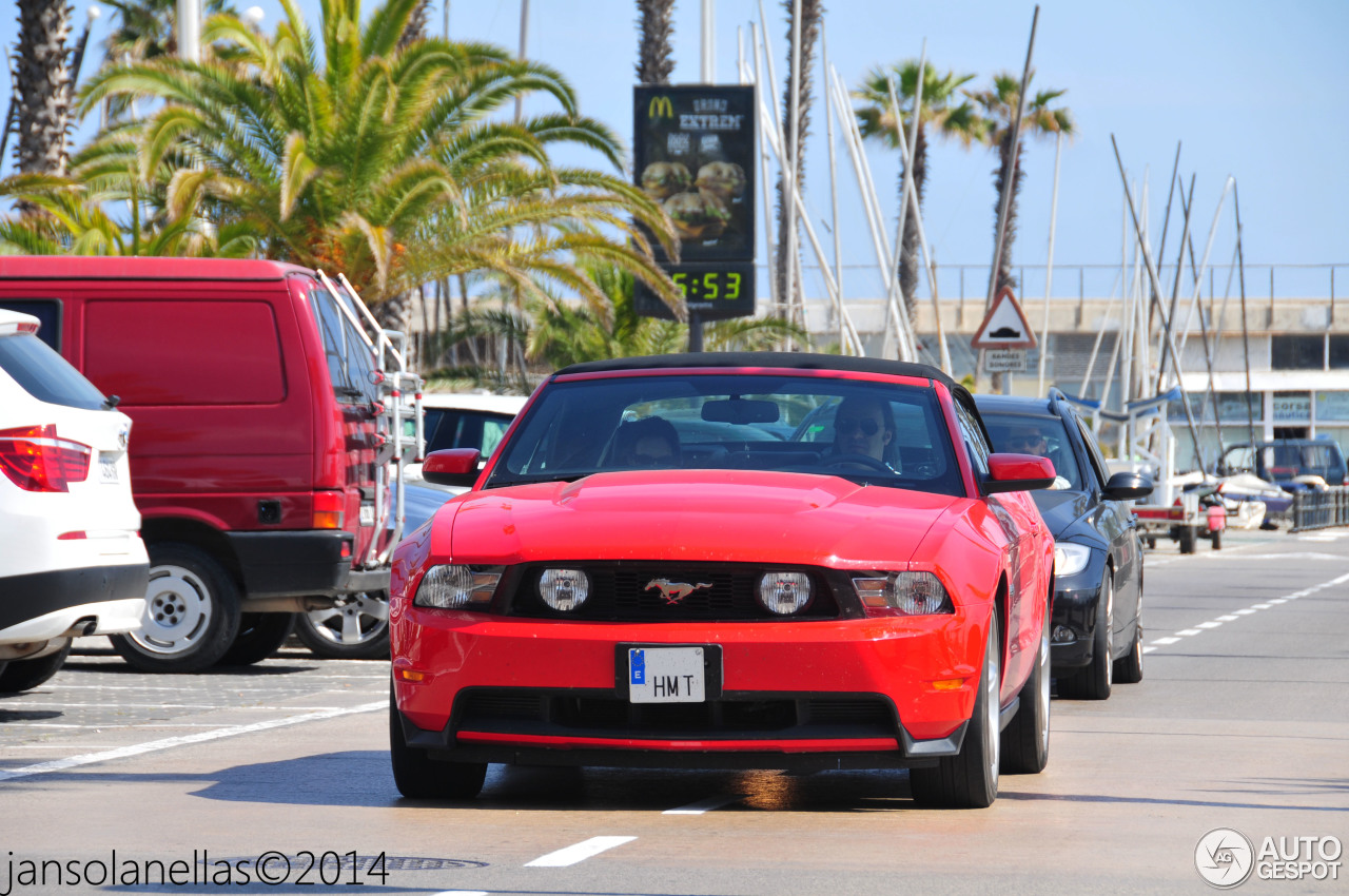 Ford Mustang GT Convertible 2011