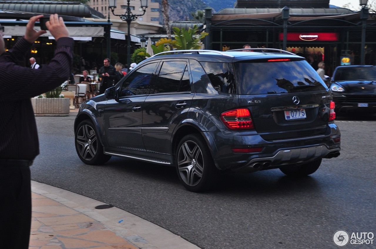 Mercedes-Benz ML 63 AMG W164 2009