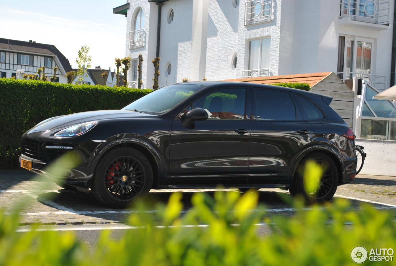 Porsche 958 Cayenne GTS