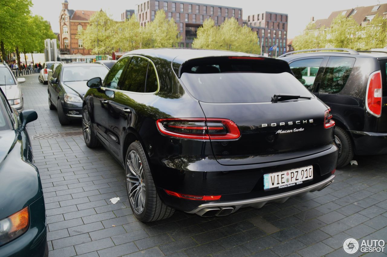 Porsche 95B Macan Turbo