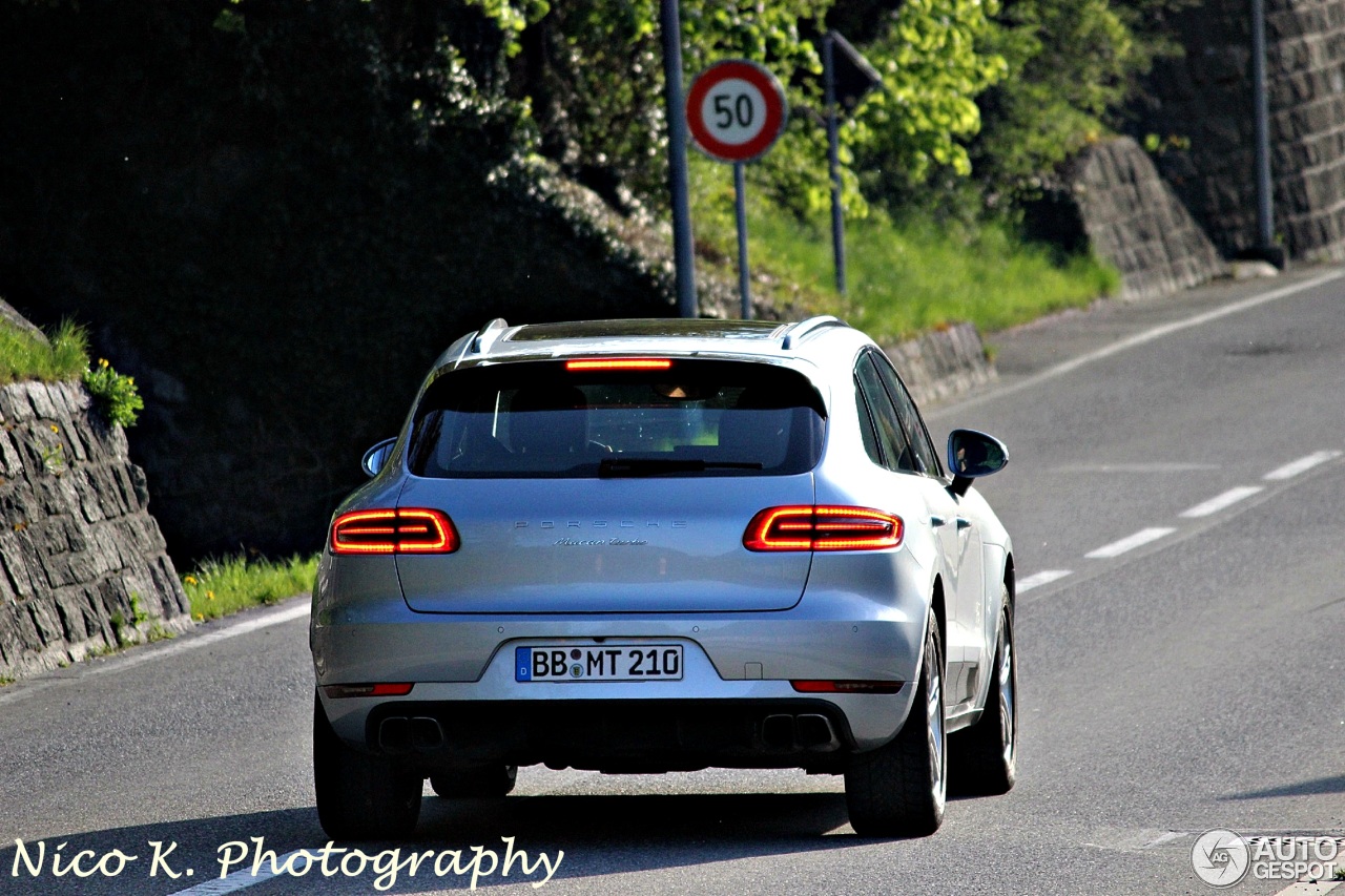 Porsche 95B Macan Turbo