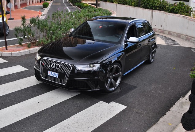 Audi RS4 Avant B8