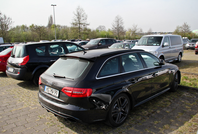 Audi RS4 Avant B8