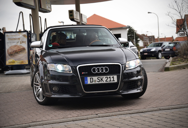 Audi RS4 Cabriolet