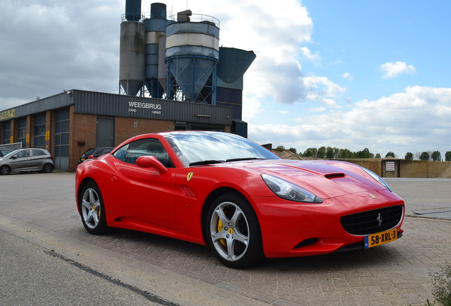 Ferrari California