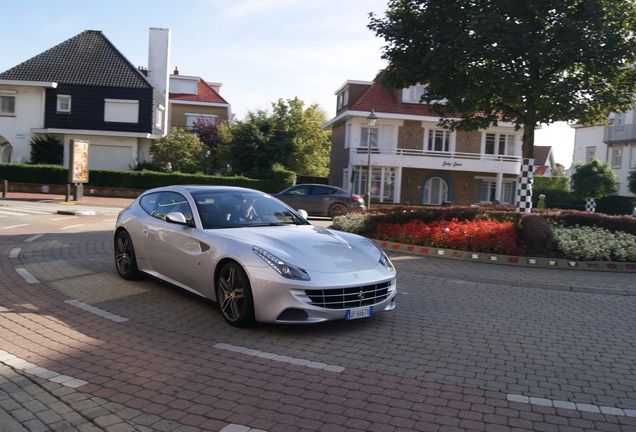 Ferrari FF