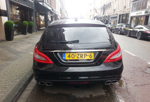 Mercedes-Benz CLS 63 AMG X218 Shooting Brake