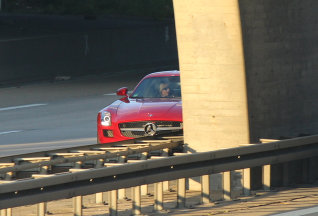 Mercedes-Benz SLS AMG