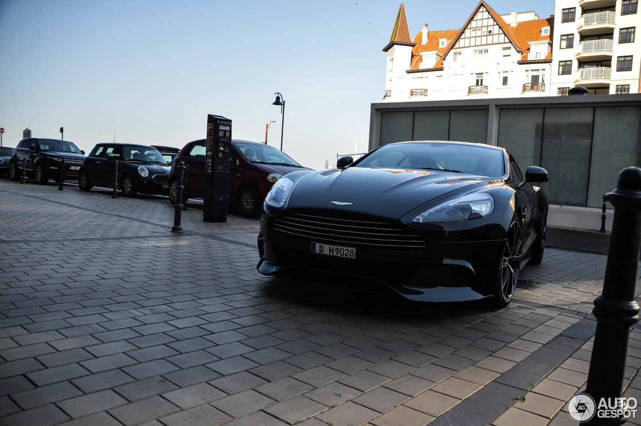 Aston Martin Vanquish 2013