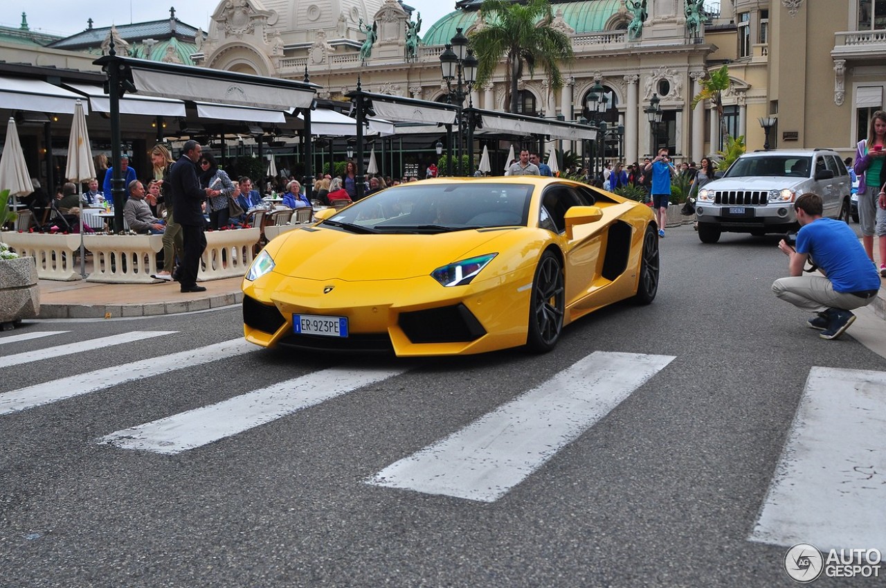 Lamborghini Aventador LP700-4