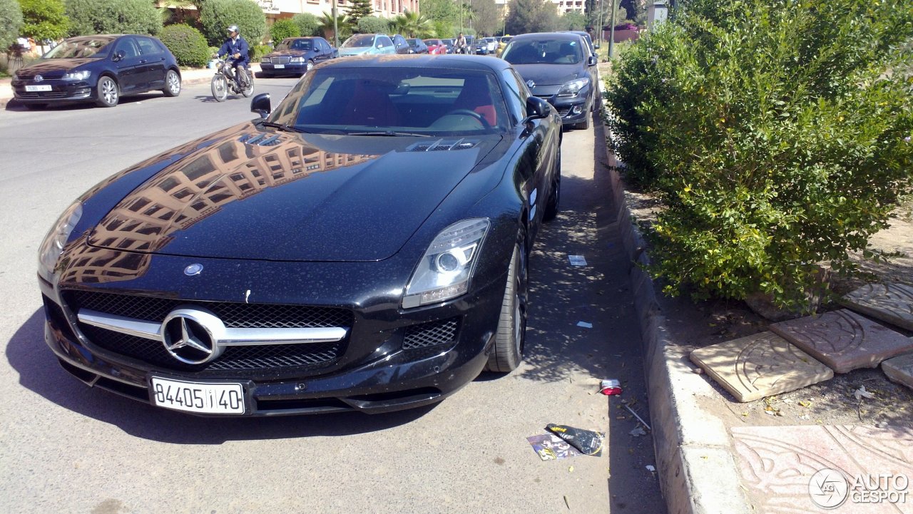 Mercedes-Benz SLS AMG