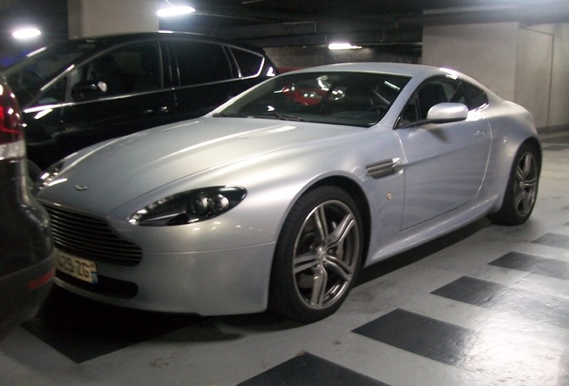 Aston Martin V8 Vantage N400