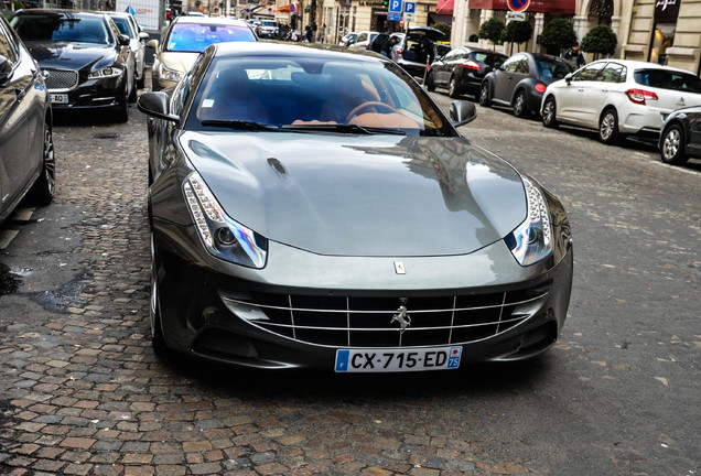 Ferrari FF