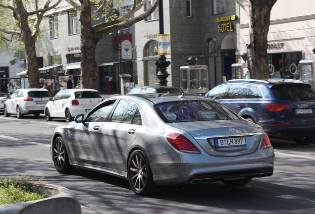 Mercedes-Benz S 63 AMG V222