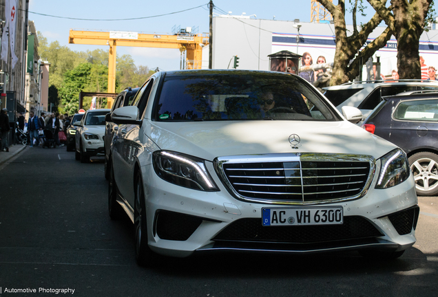 Mercedes-Benz S 63 AMG V222