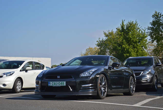 Nissan GT-R 2011