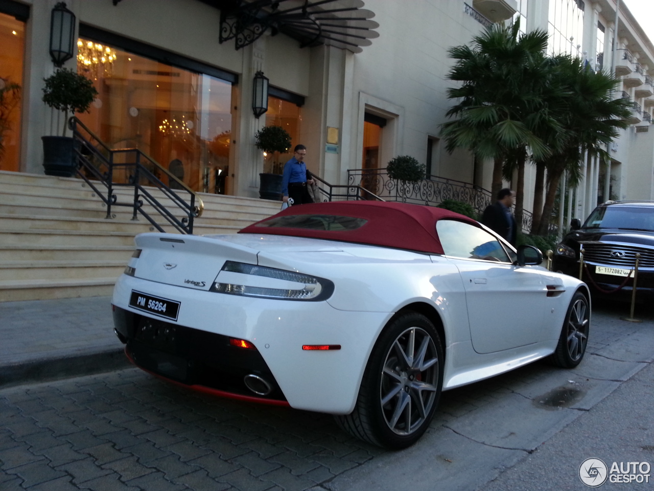 Aston Martin V8 Vantage S Roadster