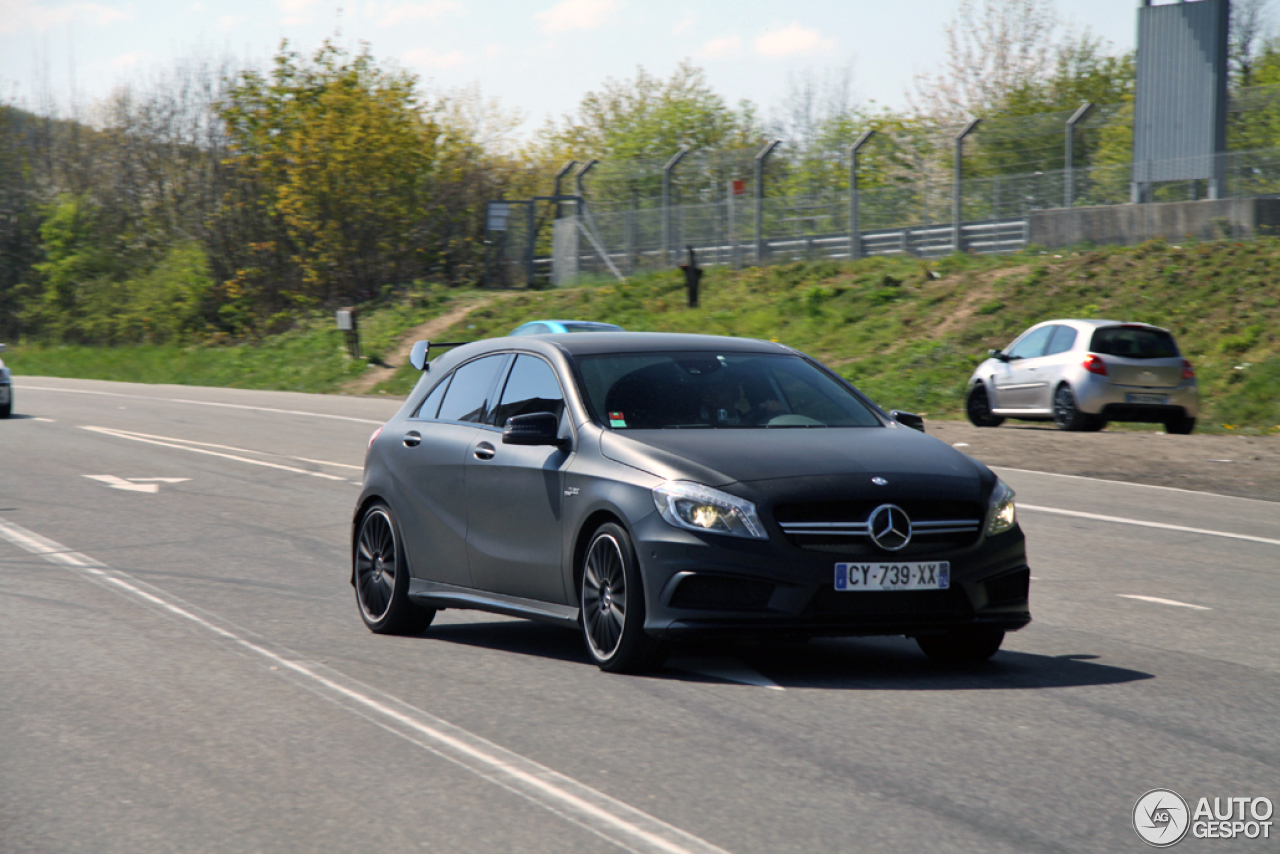 Mercedes-Benz A 45 AMG