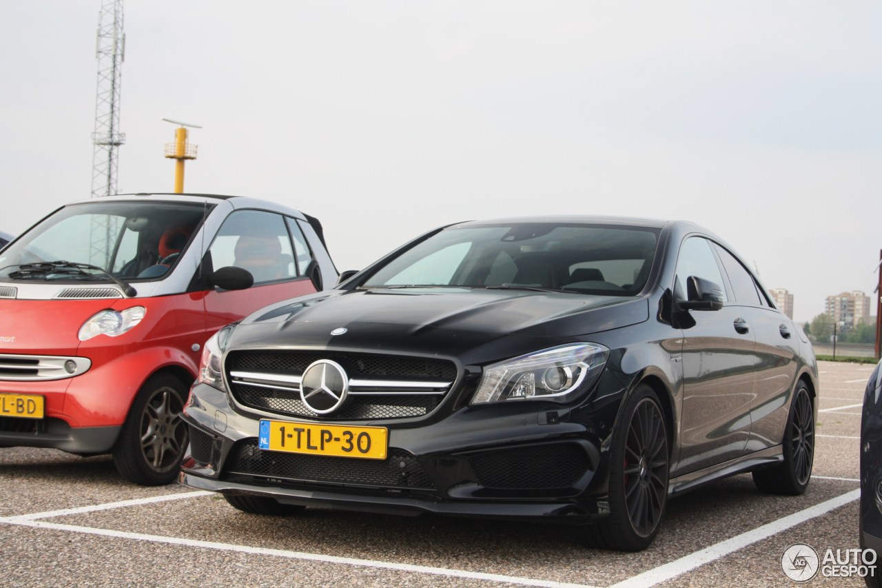 Mercedes-Benz CLA 45 AMG C117