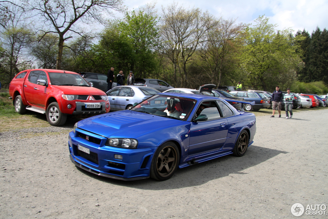 Nissan Skyline R34 GT-R V-Spec II Nür - 20 April 2014