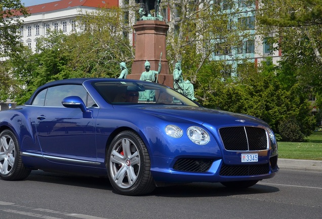 Bentley Continental GTC V8