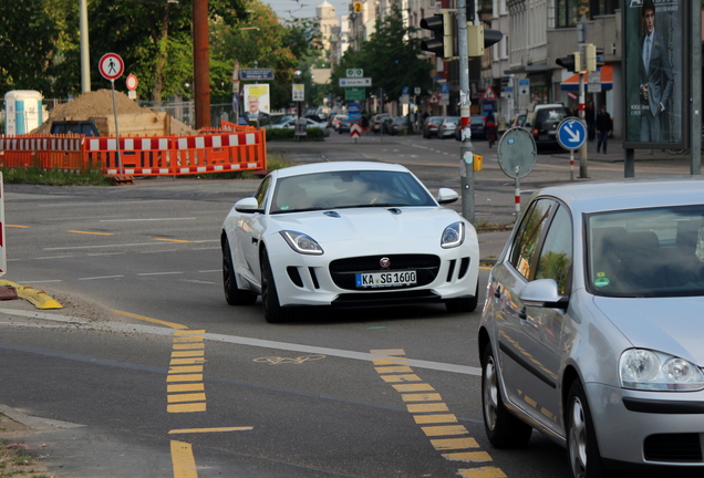 Jaguar F-TYPE S Coupé