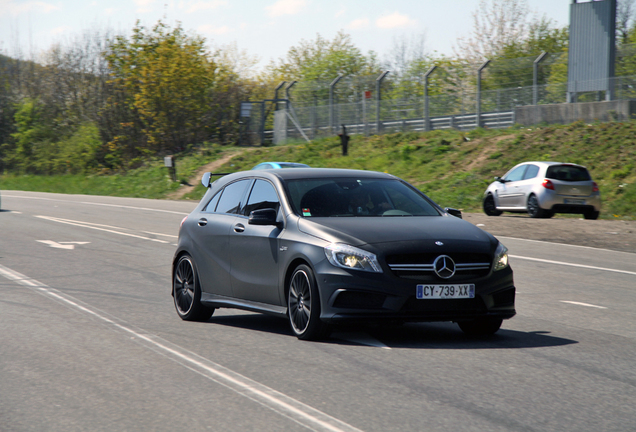 Mercedes-Benz A 45 AMG