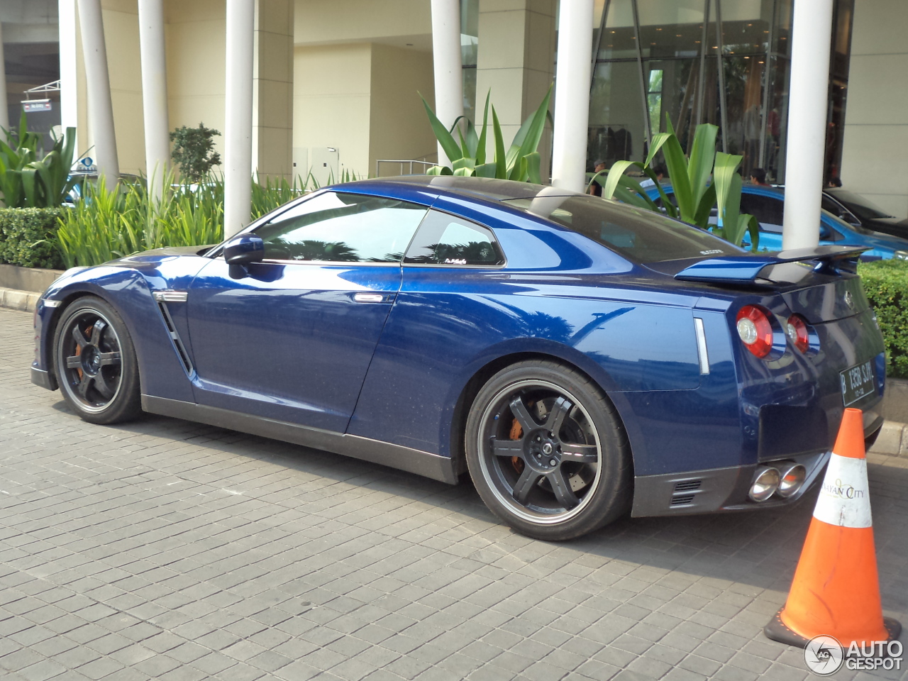 Nissan GT-R 2013