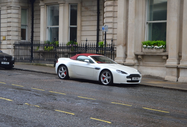 Aston Martin V8 Vantage Roadster