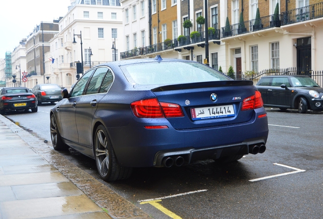 BMW M5 F10 2011