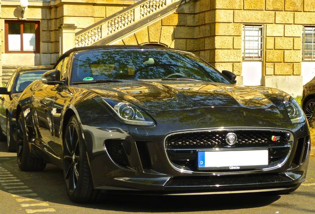 Jaguar F-TYPE S Convertible