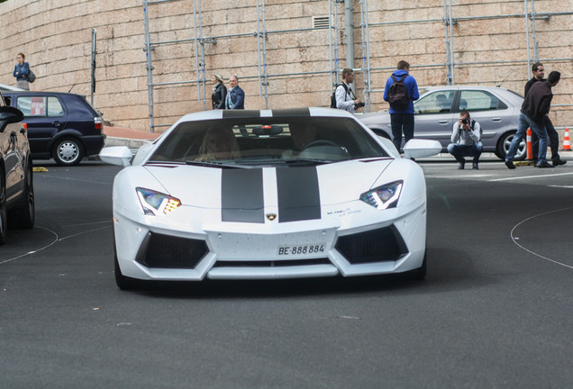 Lamborghini Aventador LP700-4