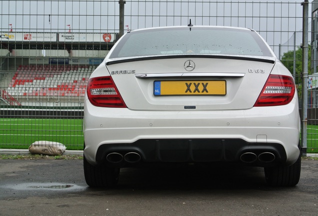 Mercedes-Benz C 63 AMG W204 2012