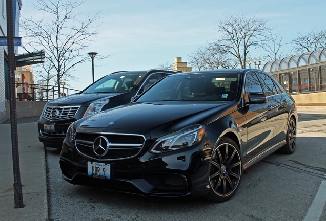 Mercedes-Benz E 63 AMG S W212