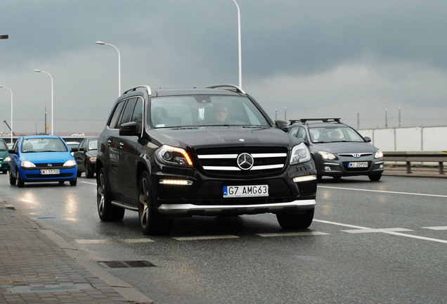 Mercedes-Benz GL 63 AMG X166