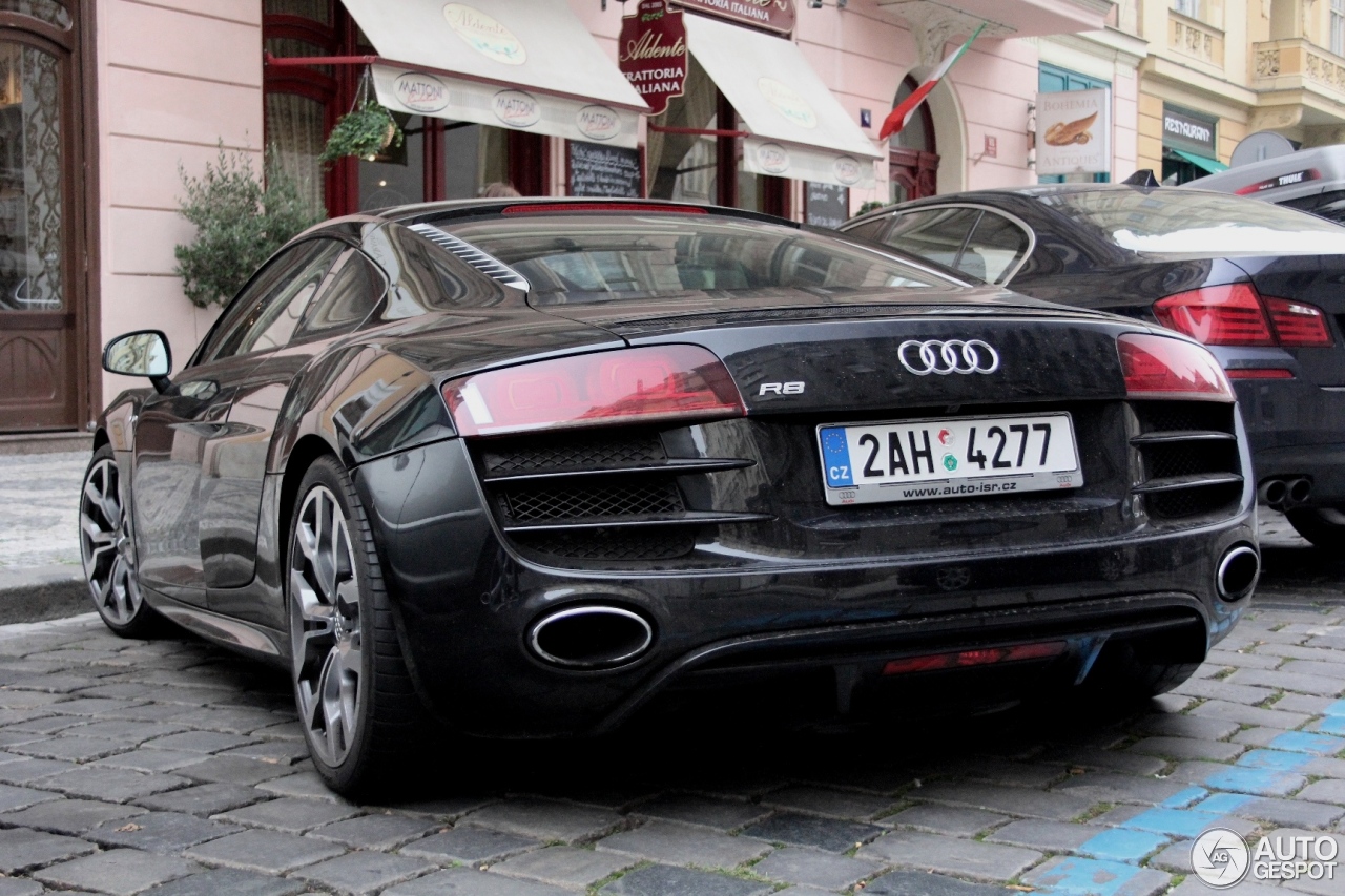 Audi R8 V10