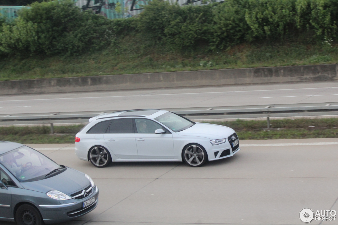 Audi RS4 Avant B8