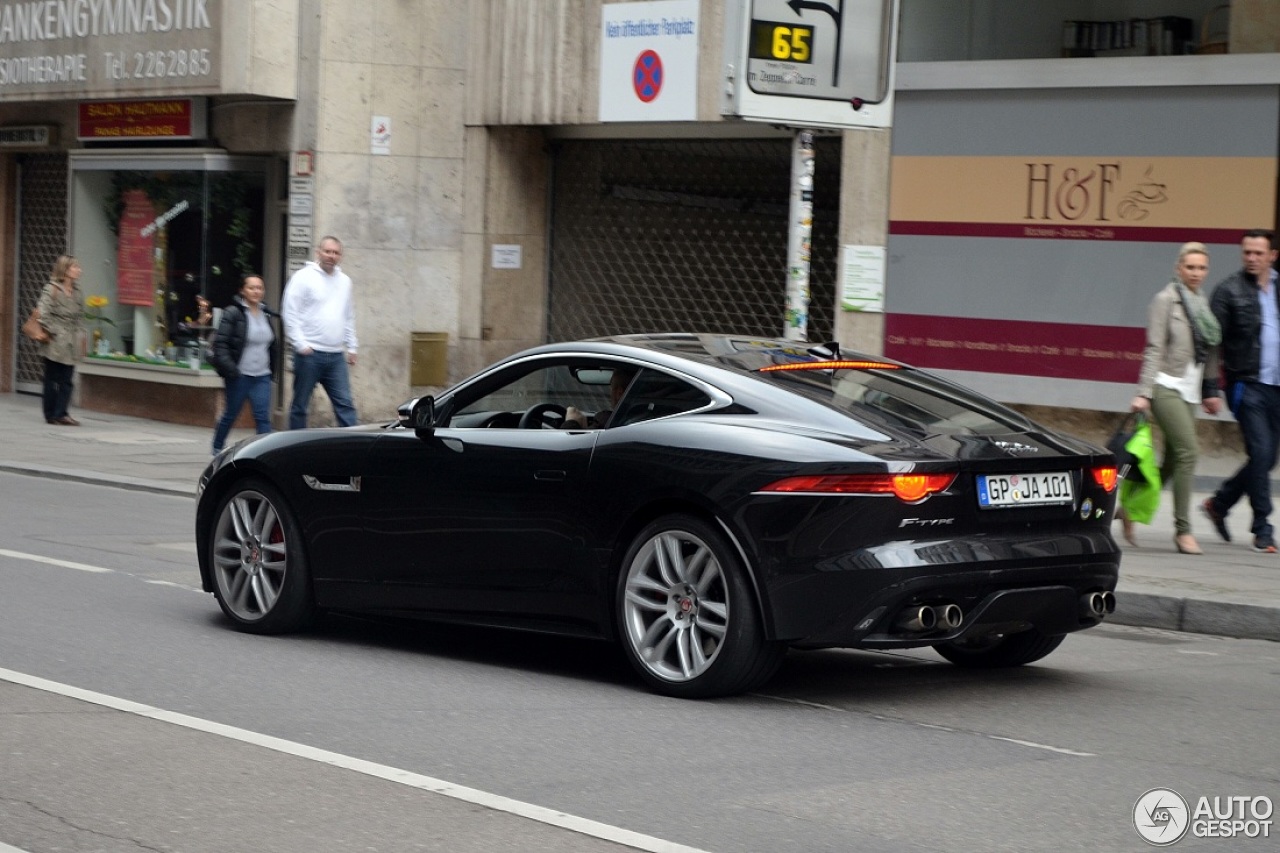 Jaguar F-TYPE R Coupé